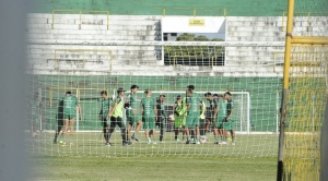 La selección viaja optimista a Venezuela para un partido crucial