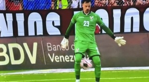 Bolivia se hace un autogol increíble a los 5 minutos