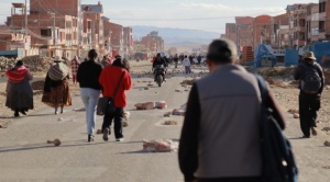 Reportan 28 puntos de bloqueo en seis departamentos; Cochabamba y Oruro son los más afectados