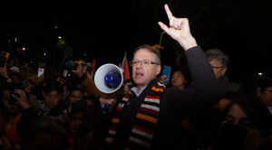 Dunn se inscribe ante el TSE como candidato presidencial por NGP