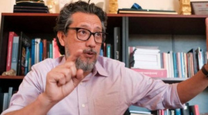 Saravia renuncia a su postulación por diferencias ideológicas con el candidato a  la presidencia 