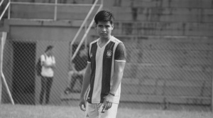 Un futbolista fallece en pleno entrenamiento en Santa Cruz