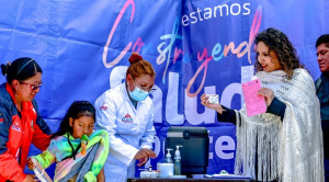Gobierno y Alcaldía de El Alto abren campaña para ampliar cobertura de vacunación contra el sarampión