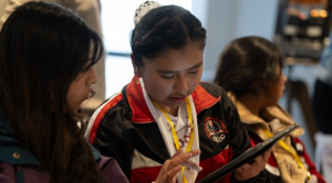 Alertan sobre baja inversión en protección infantil en Bolivia pese a avances en salud y educación