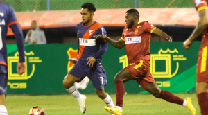 En el minuto 100, Real Oruro salva su invicto ante Always Ready