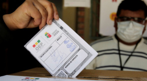 |OPINIÓN| Cambio de ciclo: autoritarismo y democracia|Gustavo Fernández|