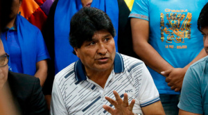 Gobierno dice que evistas amenazan con bloqueos ante supuesta detención de Evo