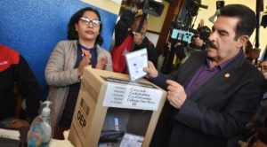 Manfred votó en Cochabamba y se dirigió a los bolivianos con un “llegó el momento de salvar a Bolivia”