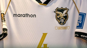 Bolivia juega de blanco y negro y presenta un equipo inédito