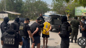 Policía captura a dos brasileños con antecedentes delictivos y los expulsa a su país