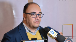 Vocal reconoce que combatir la guerra sucia es difícil, pero con aliados "sí se puede"