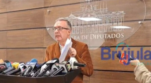 Alarcón sobre Botrading: “el curso de la investigación fiscal tiene que basarse en el informe”