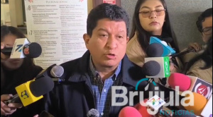 Flores: ley sancionada por el Senado paralizará cerca del 60% de procesos de remate de viviendas