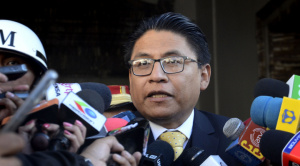 Fiscalía inicia investigación contra exministro Lima por revelar identidad de testigo protegido y presuntas negociaciones incompatibles