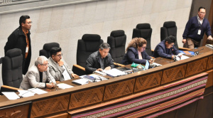 Asamblea dicta cuarto intermedio en elección de contralor; CC ve que el MAS no tiene 2/3 requeridos