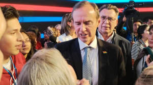 Tuto dice que respeta el resultado provisorio, felicita a Paz y que verificará el cómputo