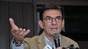 Paz y sectores productivos y empresariales dialogan este sábado en Santa Cruz
