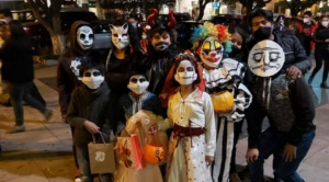 Halloween y las tradiciones que resisten en Bolivia
