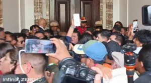 Periodistas denuncian obstrucción al trabajo periodístico durante posesión de gabinete ministerial