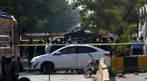 El Gobierno de Pakistán confirma un atentado suicida y eleva a 12 el número de muertos