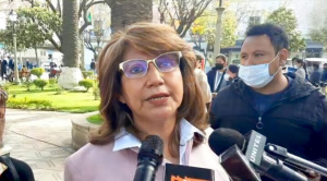 Diputados salientes aprobaron en sesión reservada quedarse con celulares y tablets