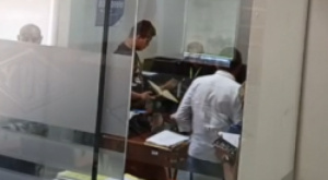 Fiscalía allana oficinas de YPFB  en Riberalta por presunta venta irregular de combustible