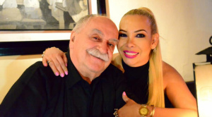 Azkargorta a su esposa: “Me quedé porque me enamoré de ti”