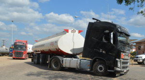 El ministro Espinoza confirma el fin de la “subvención ciega” y anuncia compensaciones focalizadas