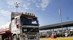 Envían a Chonchocoro a implicado en desvío de diésel y dictan detención domiciliaria para el conductor de la cisterna