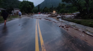 Ministerio de Defensa prevé que hoy esté habilitado el camino hacia Samaipata