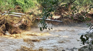 Permanece la presión en el oleoducto Santa Cruz - Samaipata y el tramo vial sigue cerrado