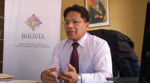 Jorge Silva sigue en el cargo de  viceministro del Consumidor, espera que lo destituyan