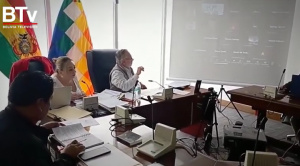 Comisión de Constitución suspende tratamiento de proyecto de ley  para elegir vocales del TSE