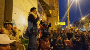 Senadores piden reactivar interpelaciones y cuestionan al ministro de Trabajo por actividad política