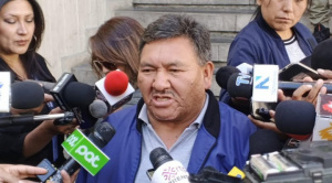 Choferes advierten con elevar precios de pasajes si se confirma el incremento del pan