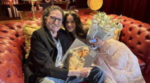 Rosalía se reúne con Charly García y visita la iglesia donde se bautizó el papa Francisco