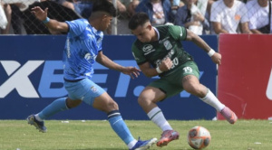 Clásico cruceño: Henry Vaca anota un golazo de “chilena” 