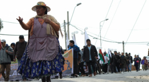 Sectores sociales marchan a Plaza Murillo para exigir reunión con el presidente Paz