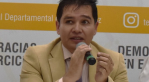 Diputada dice que “caso Kucharsky” pasará a análisis de la comisión, tiene causal de inhabilitación  