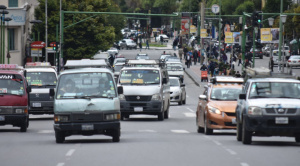 Federación de Choferes Chuquiago  Marka y transporte libre de La Paz anuncian alza de tarifas 