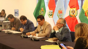 Comisión mixta termina su labor y habilita a 259 postulantes al TSE