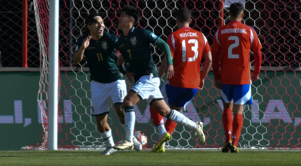 Bolivia logra el triunfo que necesitaba y renueva su esperanza